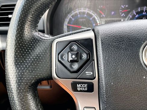 Used 2015 Toyota 4Runner SR5 RWD image 24