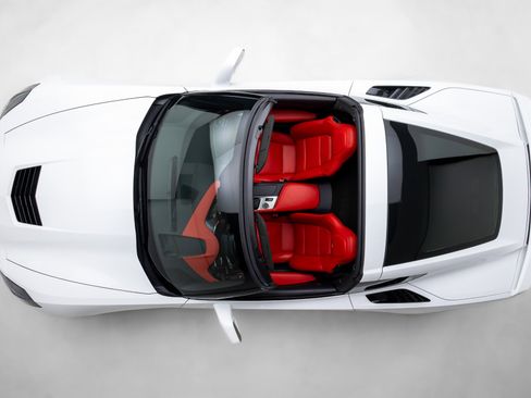 Used 2018 Chevrolet Corvette Stingray Coupe w/ 2LT Preferred Equipment Group image 17