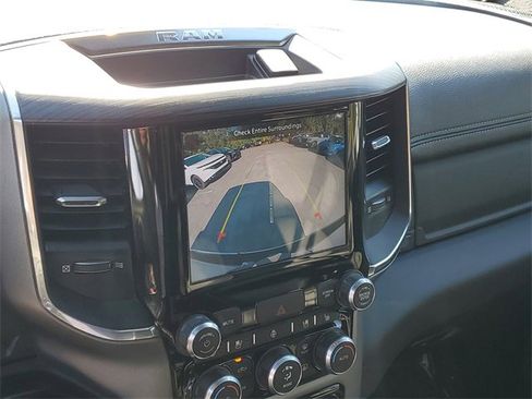 Used 2024 RAM 1500 Laramie image 27