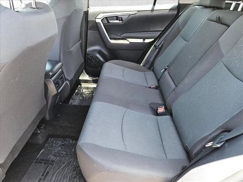Used 2025 Toyota RAV4 XLE FWD image 23