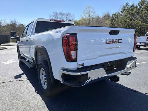 New 2026 GMC Sierra 2500 Pro w/ Convenience Package image 4