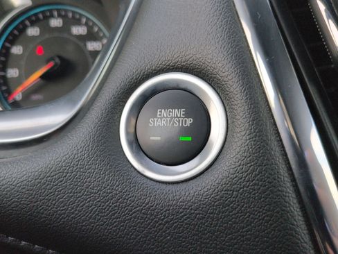 Certified 2023 Chevrolet Traverse LT AWD/4WD image 17