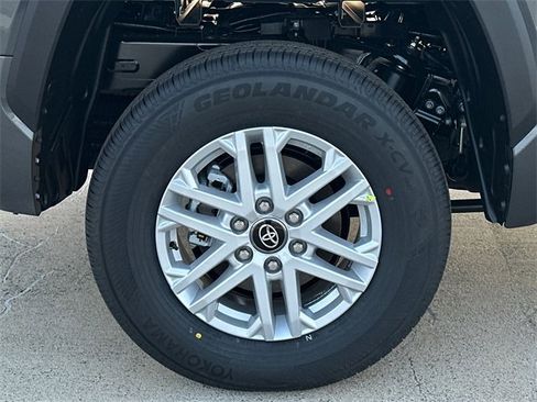 New 2026 Toyota Tundra SR5 image 7