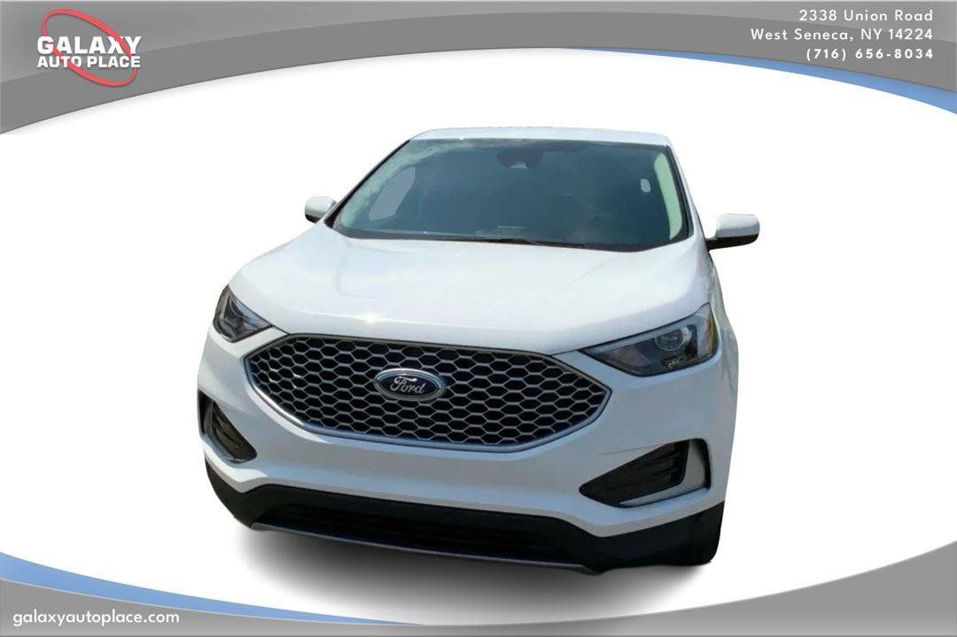 Used 2024 Ford Edge SEL AWD/4WD image 2