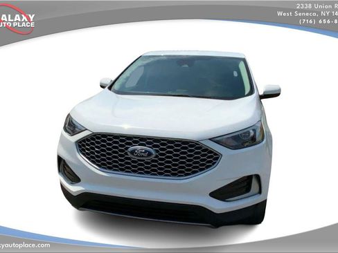 Used 2024 Ford Edge SEL AWD/4WD image 2