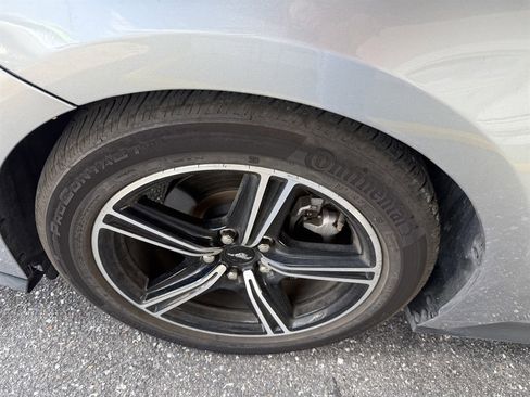 Used 2025 Ford Mustang Premium RWD image 8