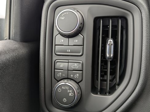 New 2026 Chevrolet Silverado 2500 Custom w/ Custom Value Package AWD/4WD image 18