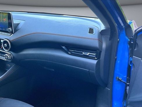 Used 2022 Nissan Sentra SR w/ Electronics Package FWD image 25