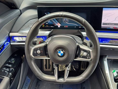 Used 2023 BMW 740i RWD image 21