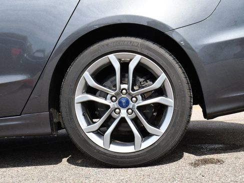 Used 2020 Ford Fusion SEL FWD image 39