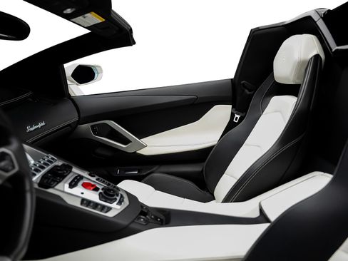 Used 2016 Lamborghini Aventador LP 700-4 AWD/4WD image 55