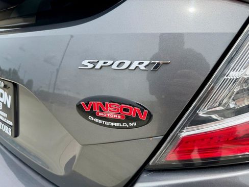 Used 2018 Honda Civic Sport image 11