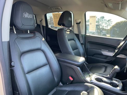 Used 2021 Chevrolet Colorado ZR2 w/ Colorado ZR2 Bison Edition image 26