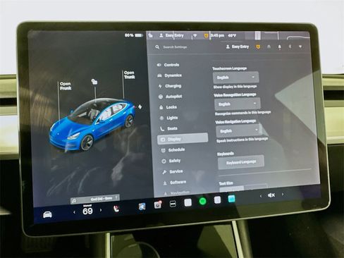 Used 2019 Tesla Model 3 Standard Range image 17
