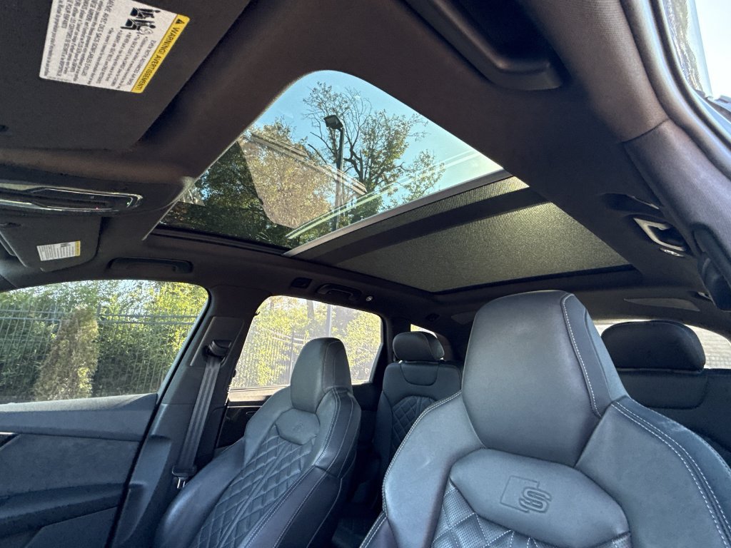 Used 2020 Audi SQ7 Prestige w/ Prestige Package AWD/4WD image 31