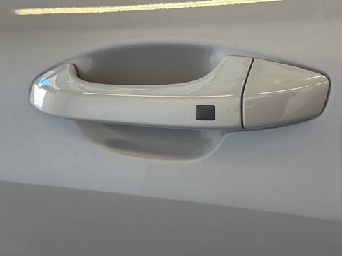 Used 2023 Kia K5 GT-Line image 9