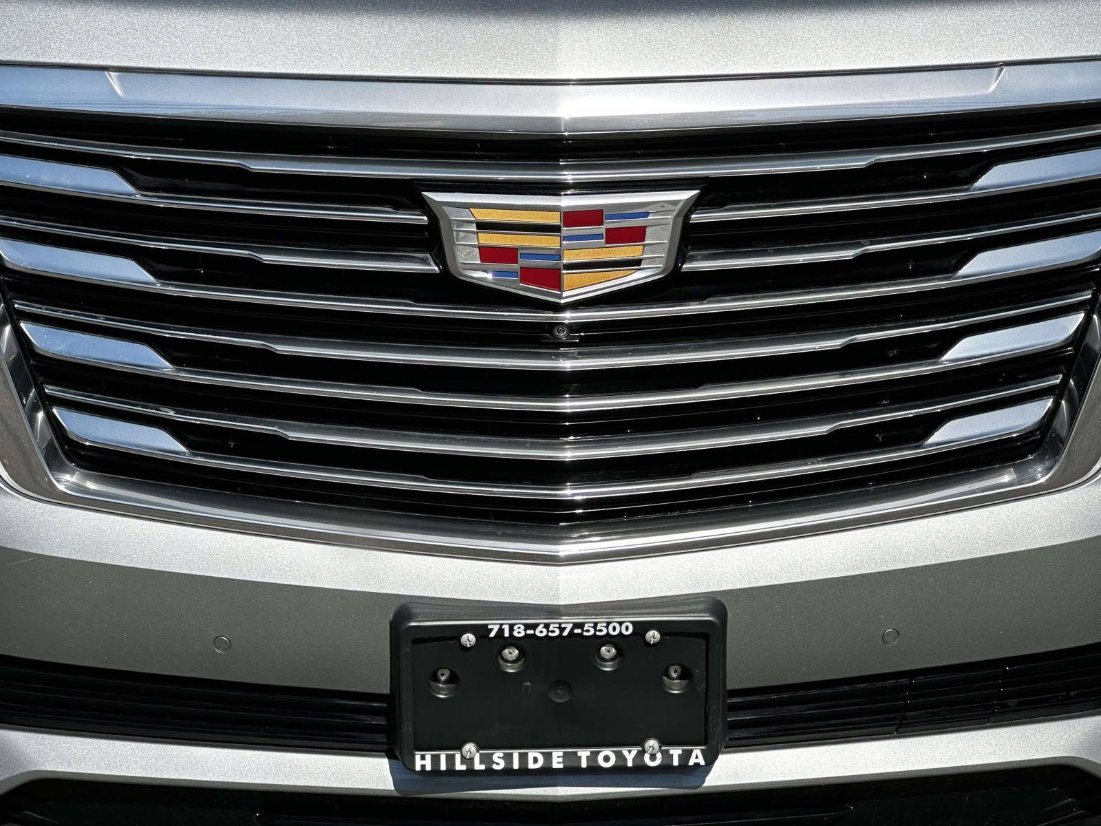 Used 2024 Cadillac Escalade Premium Luxury Platinum AWD/4WD image 9