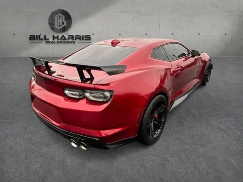 Used 2021 Chevrolet Camaro ZL1 RWD image 5