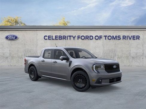 New 2025 Ford Maverick Lobo image 7