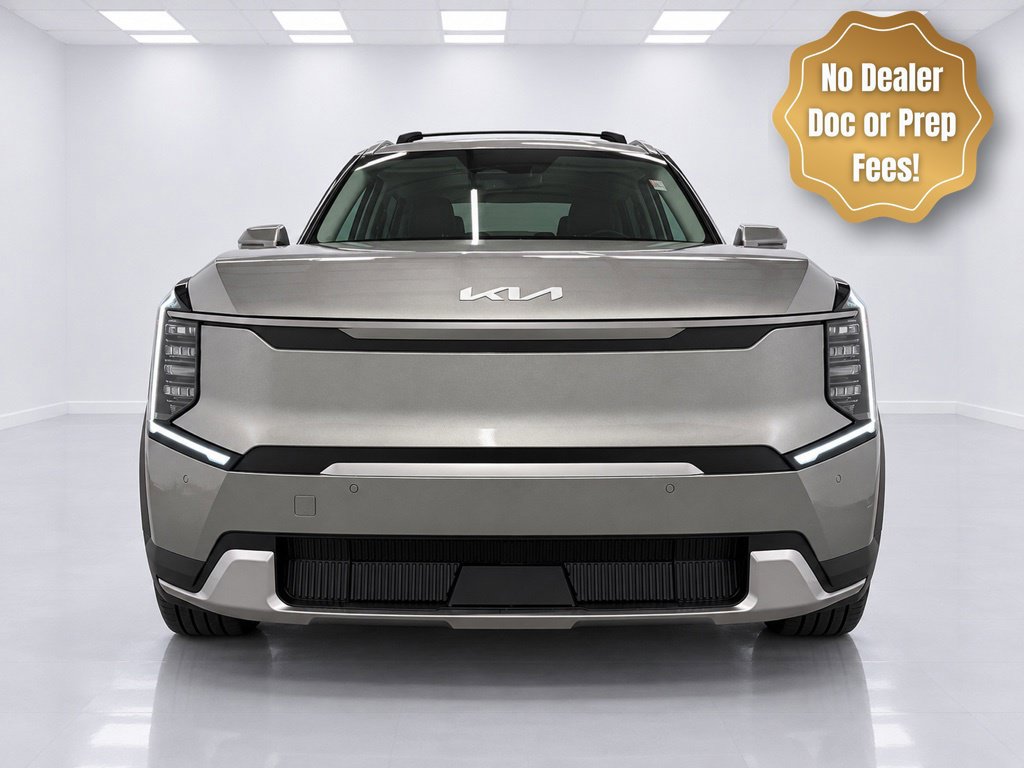 Used 2024 Kia EV9 Wind AWD/4WD image 2