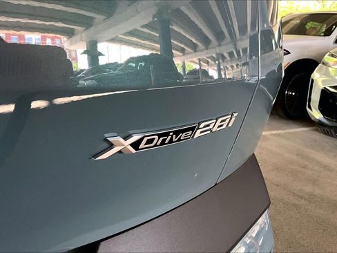 Used 2026 BMW X2 xDrive28i AWD/4WD image 9