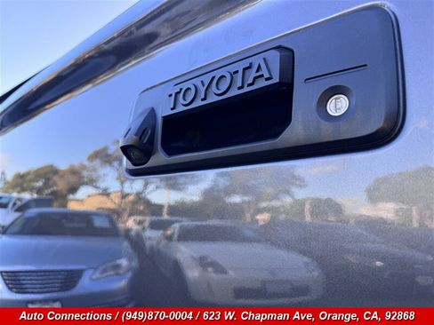 Used 2016 Toyota Tundra SR5 w/ SR5 Upgrade Package RWD image 29