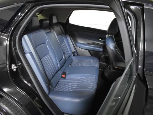 Certified 2023 Nissan Ariya AWD/4WD image 32