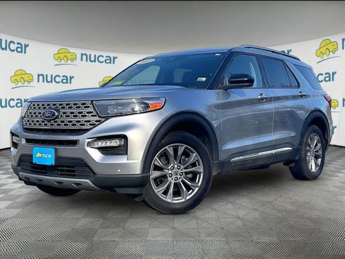 Used 2023 Ford Explorer Limited AWD/4WD image 3