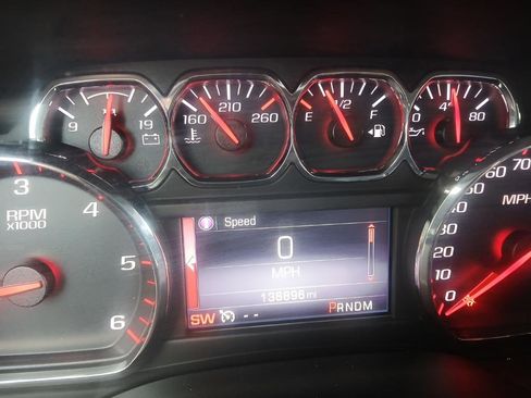 Used 2015 GMC Yukon XL SLE w/ Convenience Package image 26