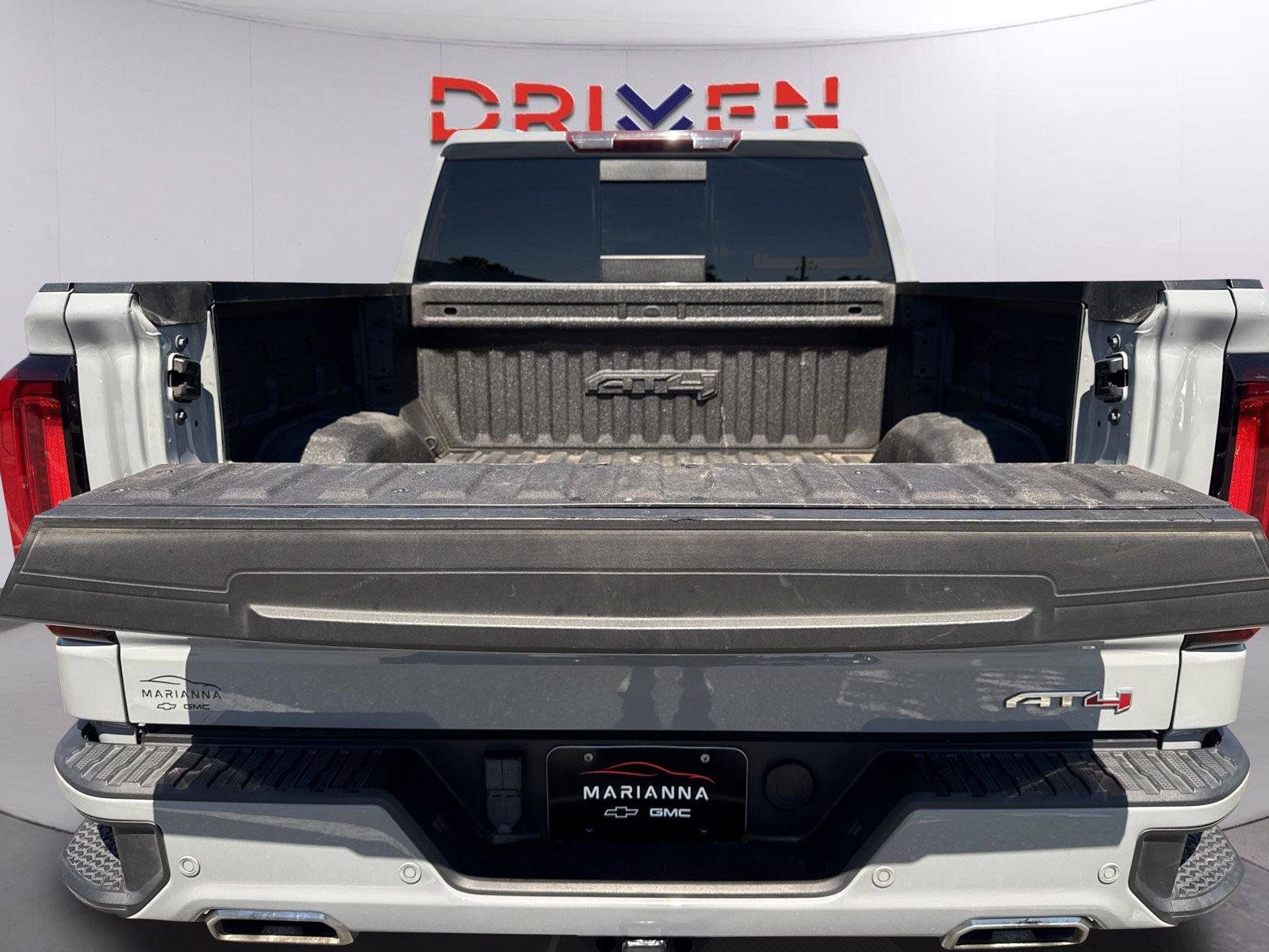 Used 2024 GMC Sierra 1500 AT4 w/ AT4 Preferred Package AWD/4WD image 32