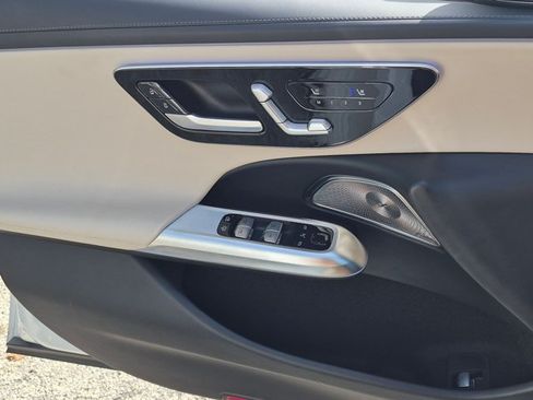 Used 2024 Mercedes-Benz E 350 4MATIC Sedan image 10