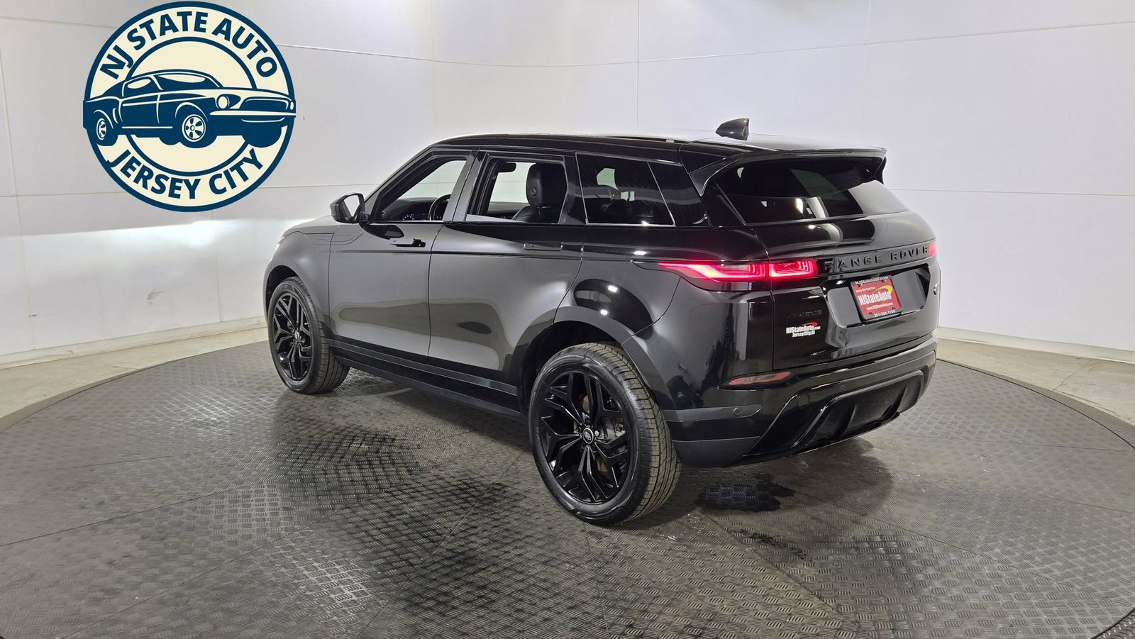 Used 2022 Land Rover Range Rover Evoque SE AWD/4WD image 5