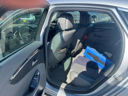 Used 2014 Chevrolet Impala LT image 10