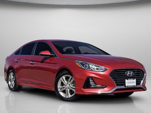 Used 2018 Hyundai Sonata SEL FWD image 2