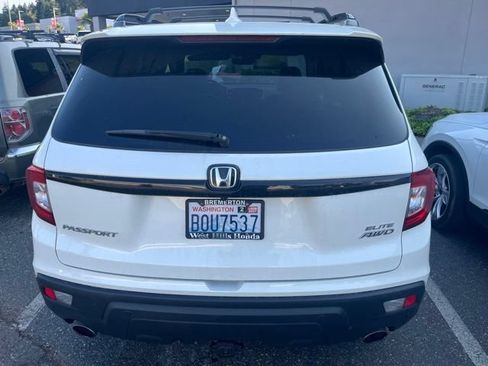 Used 2019 Honda Passport Elite image 5
