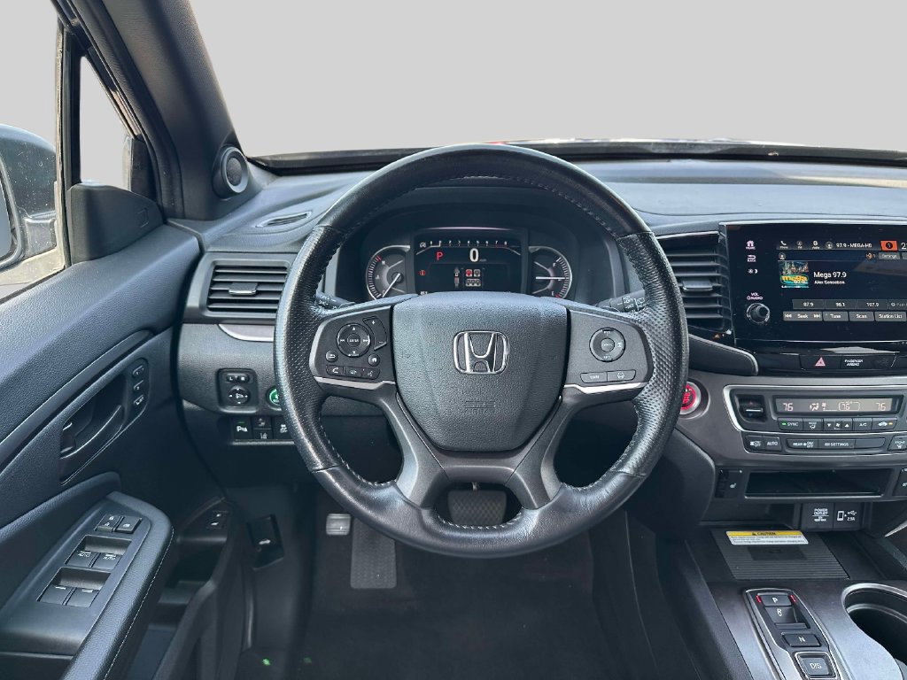 Used 2023 Honda Passport EX-L image 10