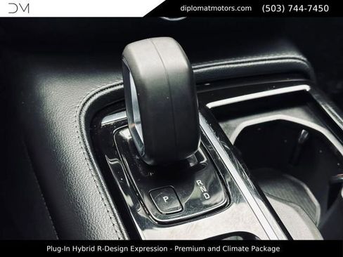 Used 2022 Volvo S60 T8 R-Design Expression w/ Premium Package AWD/4WD image 38