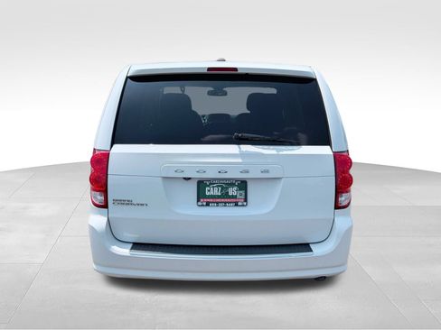 Used 2019 Dodge Grand Caravan SE w/ UConnect Hands-Free Group FWD image 6