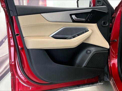 Used 2025 Acura MDX SH-AWD w/ Technology Package image 25