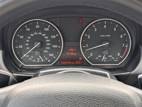 Used 2013 BMW 135i Convertible image 33
