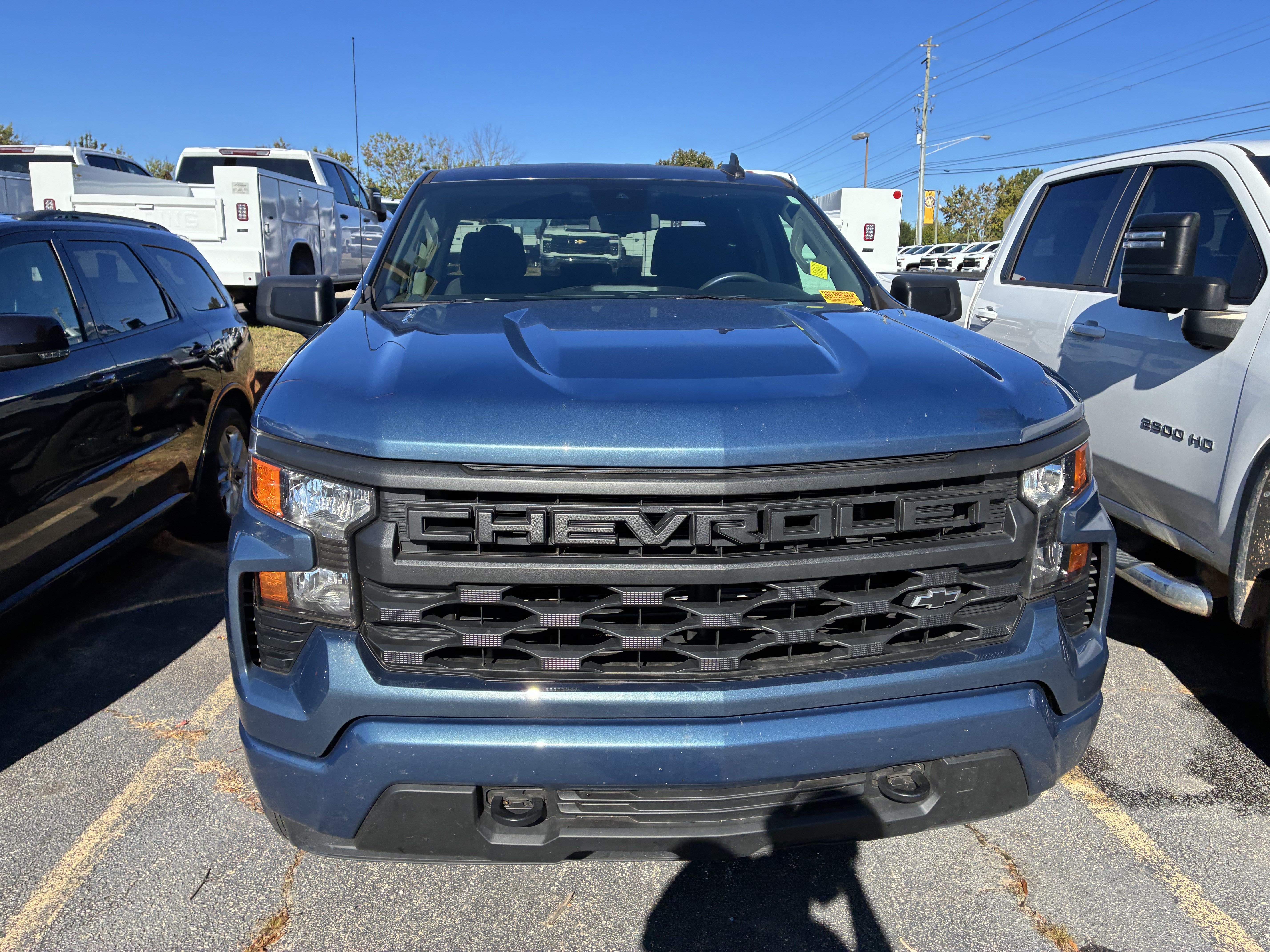 Used 2024 Chevrolet Silverado 1500 Custom w/ Turbomax Blackout Package RWD image 2