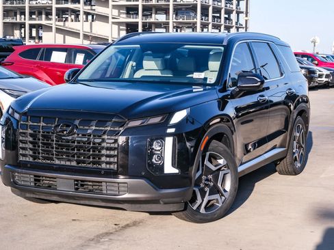 Used 2023 Hyundai Palisade Limited FWD image 1