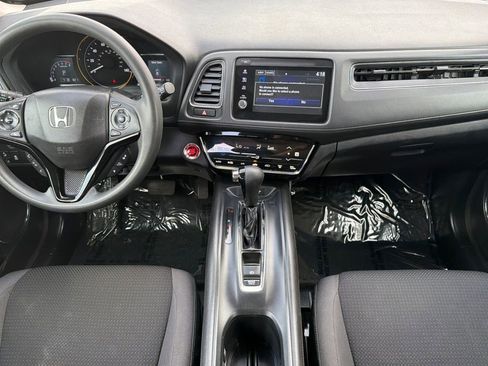 Used 2022 Honda HR-V EX image 13