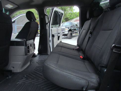 Used 2020 Ford F150 XL w/ Equipment Group 101A Mid RWD image 26