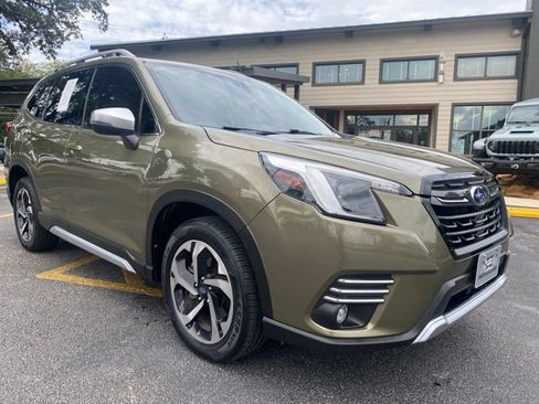 Used 2023 Subaru Forester Touring w/ Popular Package #3 AWD/4WD image 7