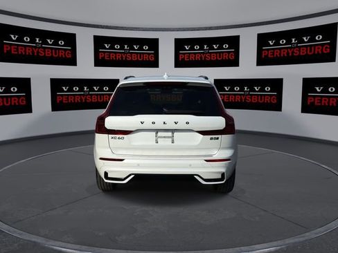 New 2026 Volvo XC60 B5 Ultra w/ Protection Package Premier AWD/4WD image 7
