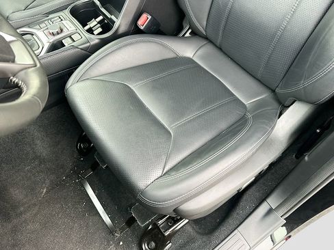 Used 2024 Subaru Forester Touring image 20