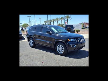 Used 2021 Jeep Grand Cherokee Laredo