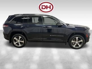Used 2023 Jeep Grand Cherokee Limited w/ Luxury Tech Group II video 2