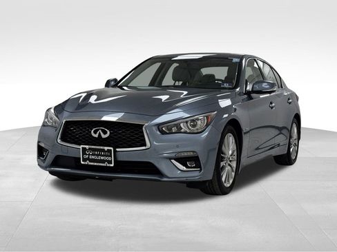 Used 2019 INFINITI Q50 Luxe w/ Essential Package (3.0T Luxe) image 3